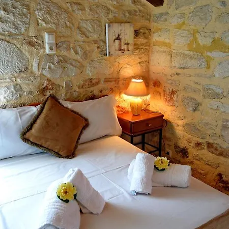 Chania's Diamond - Aqua Bliss With Private Pools Gavalochori