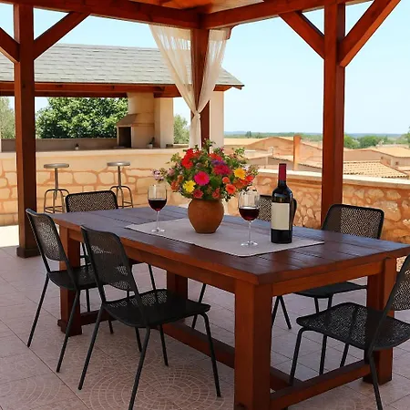 Chania's Diamond - Aqua Bliss With Private Pools Villa *